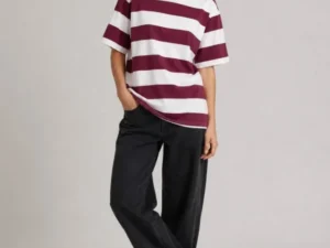 280720266a67f21e29deb.webp Çizgili Oversize Tişört Bisiklet Yaka Kısa Kol Yazlık T-Shirt - Bordo