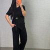 280720266a68e2389f3ef.jpeg Kadın Kısa Kollu Bisiklet Yaka Yandan Toka Detaylı Viskon Iki Iplik Bluz Ve Pantolon Ikili Takım