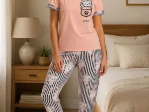 Pamuklu Penye Kedi Baskılı Kısa Kollu Bisiklet Yaka Çizgili Pijama Takımı - Pudra